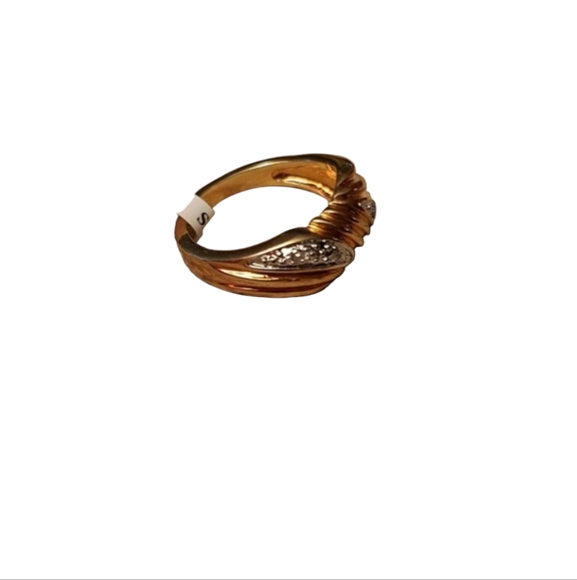 Diamond Ring - Picture 6 of 6